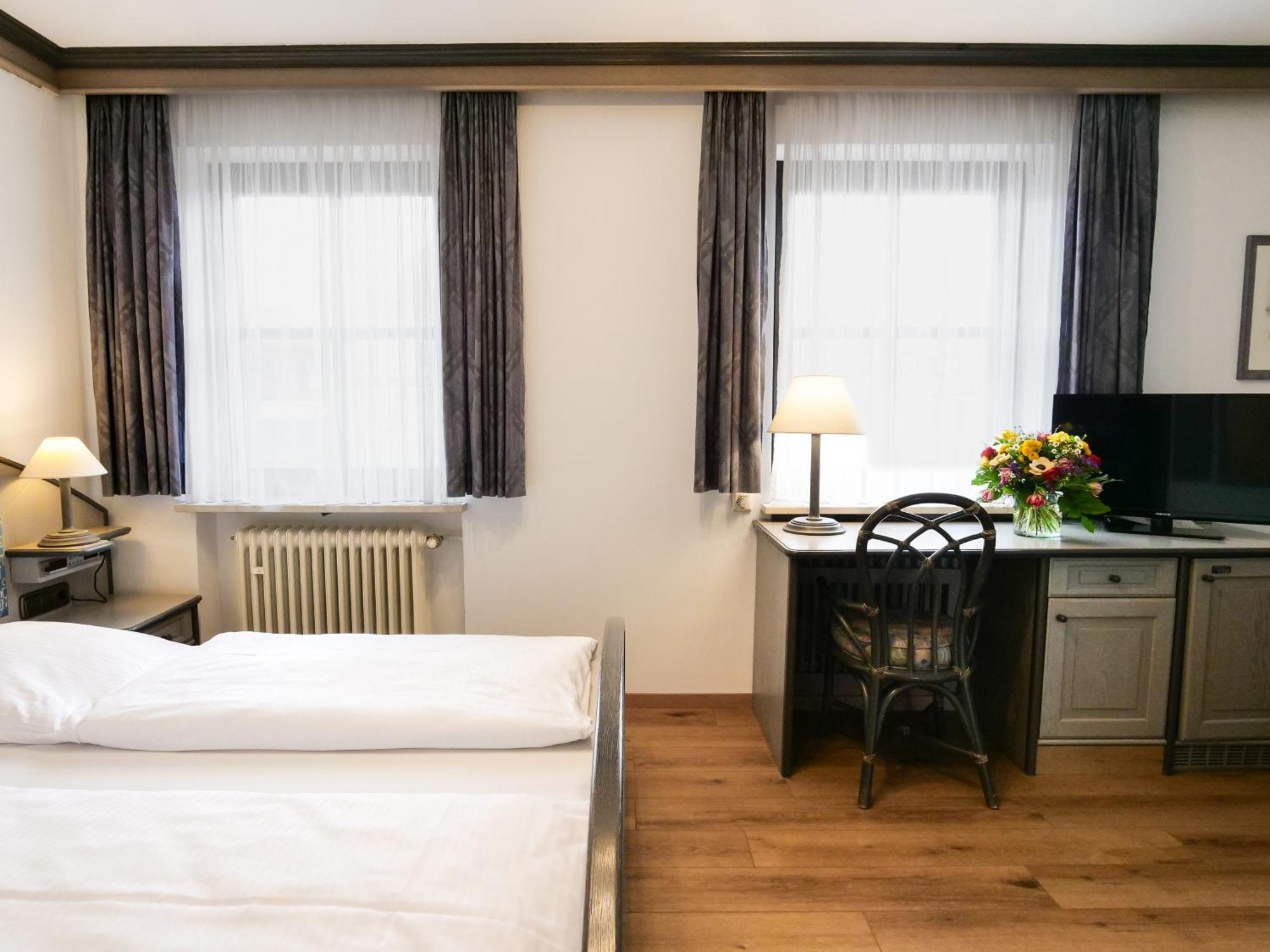 Seehotel Pegasus Herrsching am Ammersee Zewnętrze zdjęcie